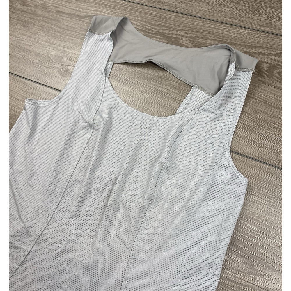 Lululemon Women's‎ Run Righteous Athletic Tank Top Grey Size 6